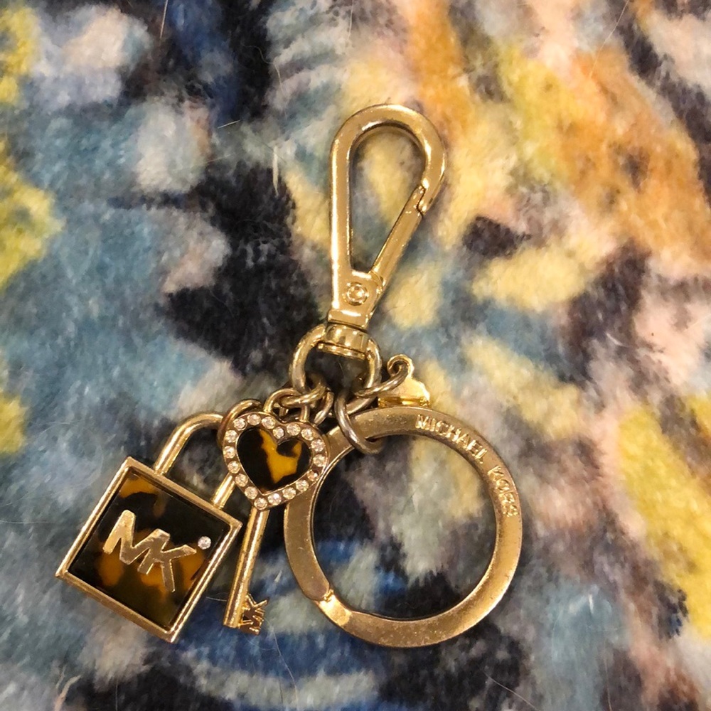 Michael kors bag tag